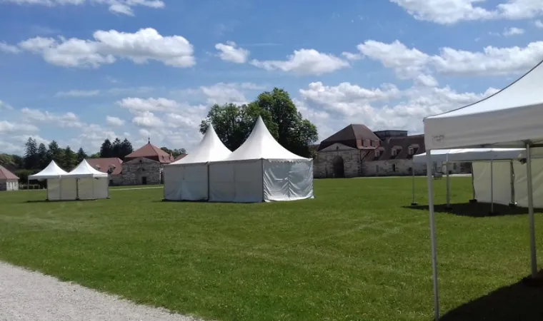 Obtenir un devis gratuit pour la location de chapiteau pour un événement à Montbéliard, Baume-les-Dames, EST EVENEMENT